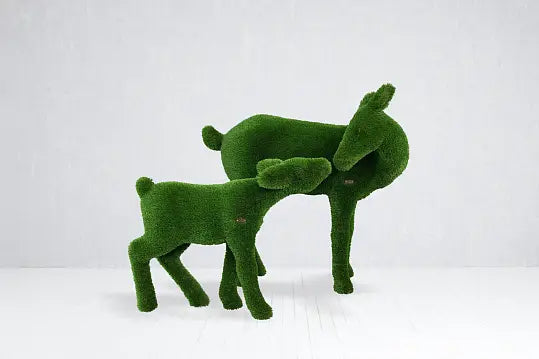 Load image into Gallery viewer, Topiary Doe