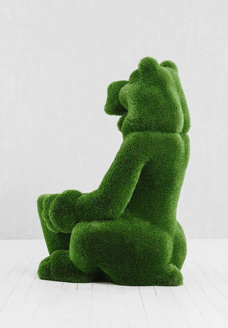 Load image into Gallery viewer, Topiary Grass Bear with Basket