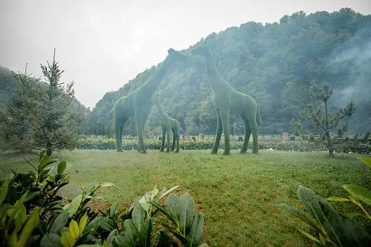 Topiary Small Giraffe