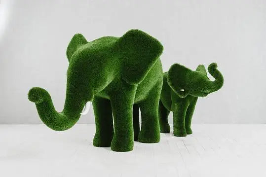 Load image into Gallery viewer, Topiary Elephant
