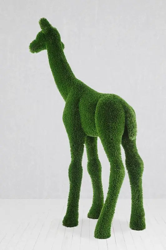 Topiary Small Giraffe