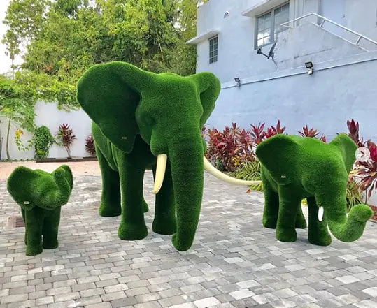 Load image into Gallery viewer, Topiary Elephant