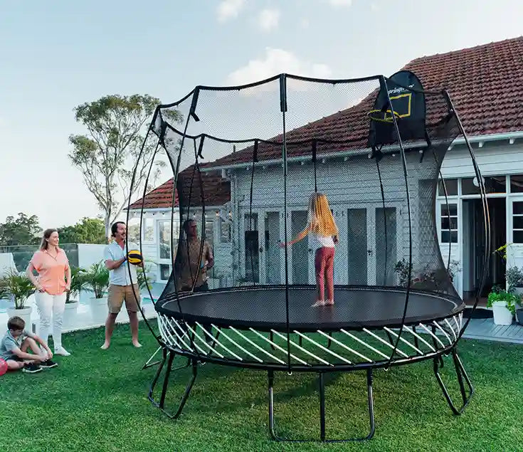Load image into Gallery viewer, springfree trampoline medium round family size