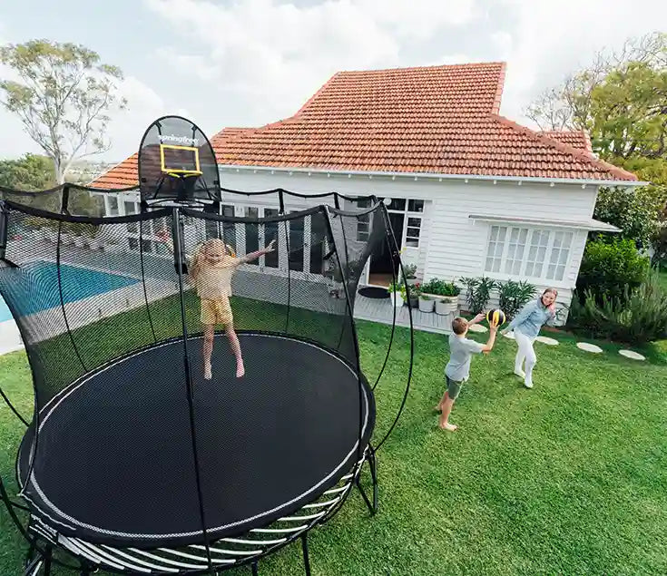 Load image into Gallery viewer, SpringFree Medium Round Trampoline 10&#39;
