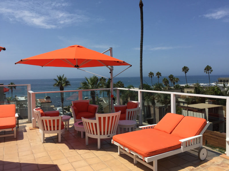 Load image into Gallery viewer, Aurora Cantilever Umbrella 11&#39; Octagon
