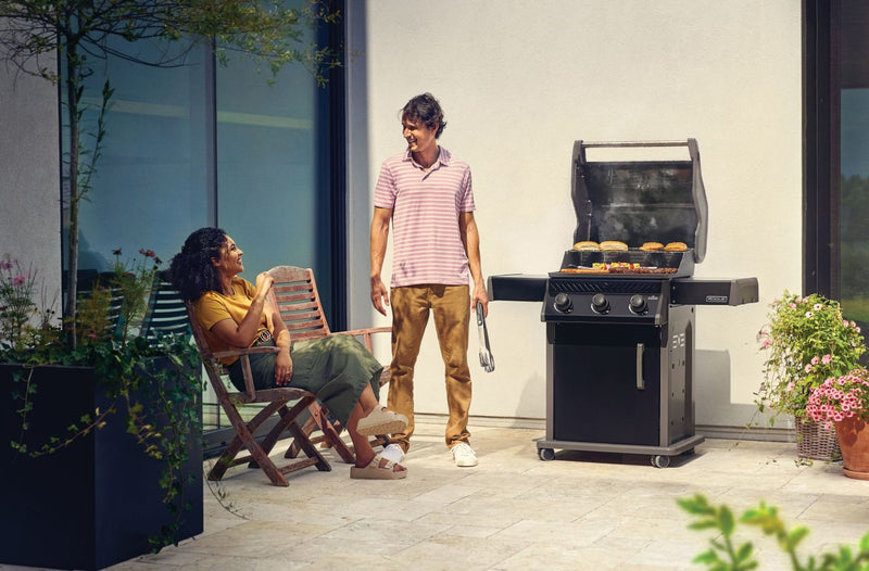 Load image into Gallery viewer, Rogue® 425 Gas Grill Black
