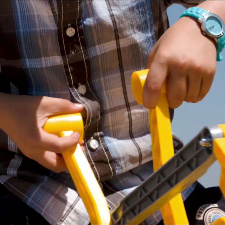Load image into Gallery viewer, Ride On CAT Ride-On Digger In Action 2 Marin Backyards
