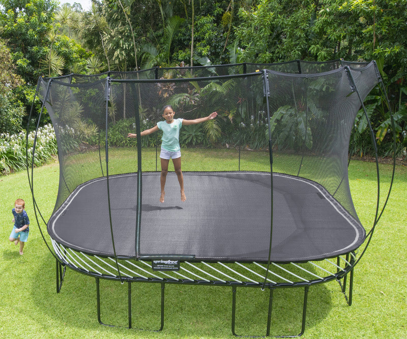 Load image into Gallery viewer, springfree trampoline jumbo square with children
