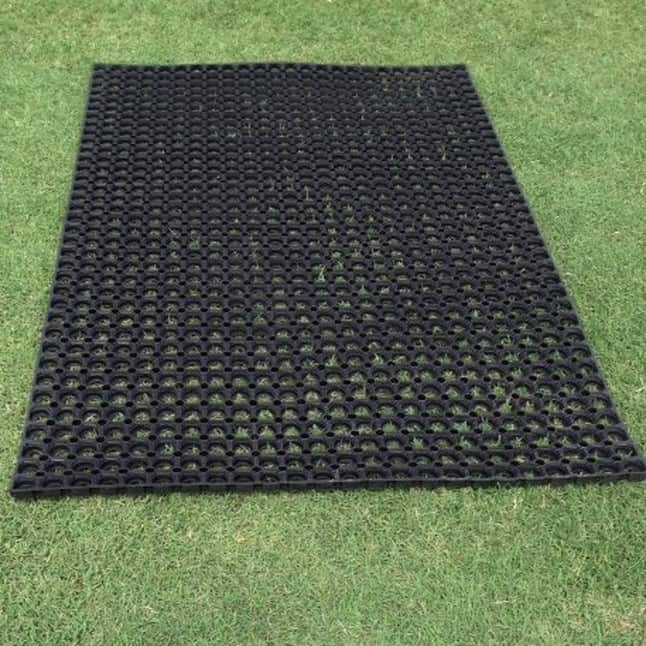 Load image into Gallery viewer, Rubber Grass Mats 6 Marin Backyards
